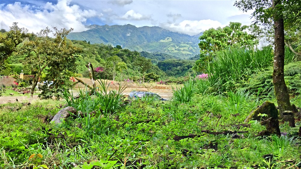 Sold by Casa Solution Lot for Sale in Desirable Santa Lucia, Boquete