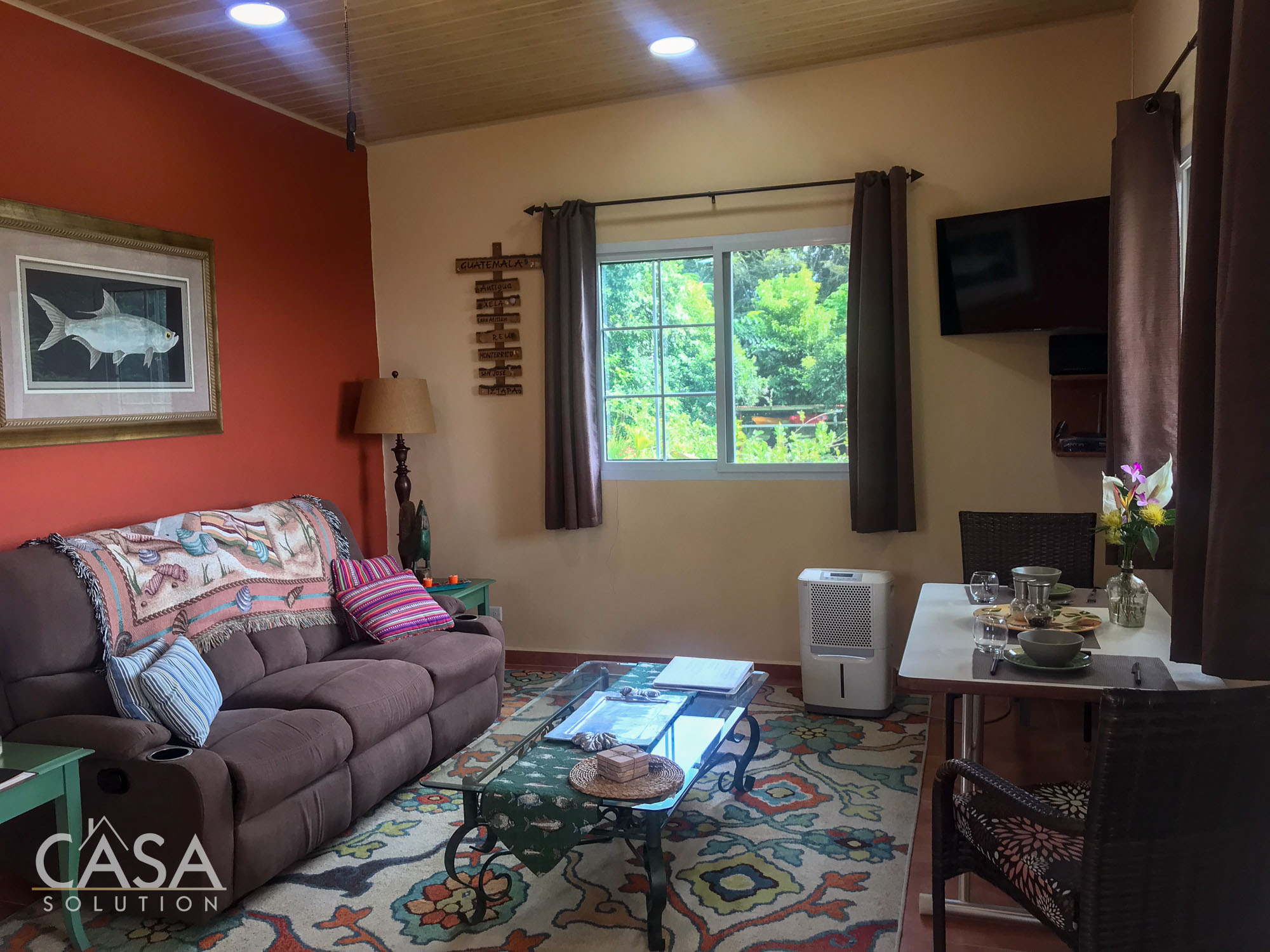 Cozy Mountain Home for Rent with Large Balcony and Beautiful Garden in