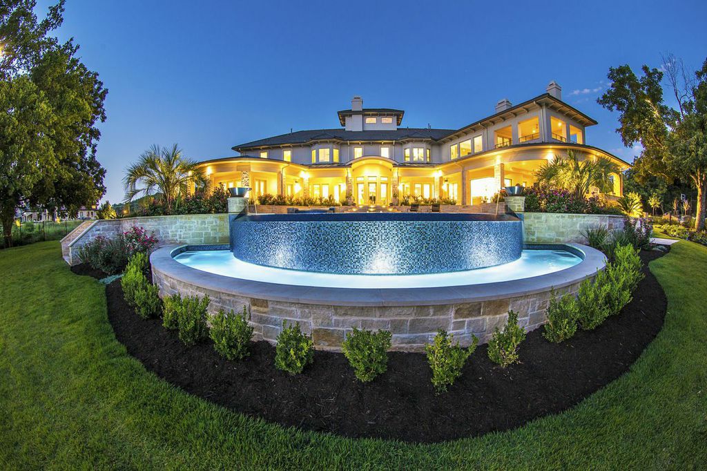 Bellagio Estates Cascade Custom Pools