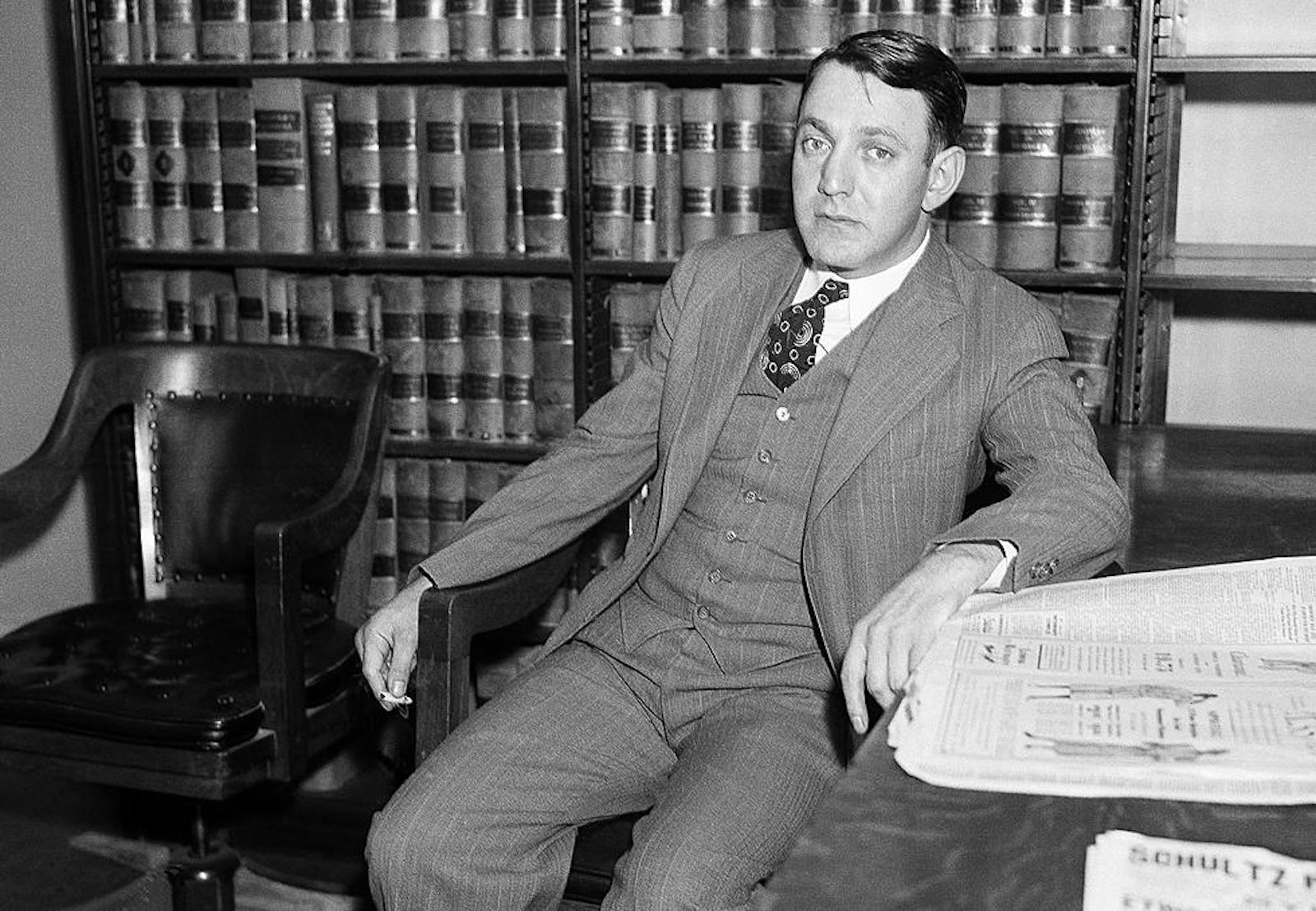 Dutch Schultz Biography Mobster, How He Died, Treasure & More