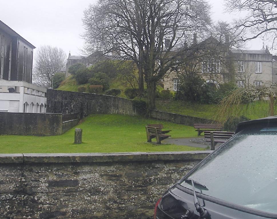 Lampeter Castle