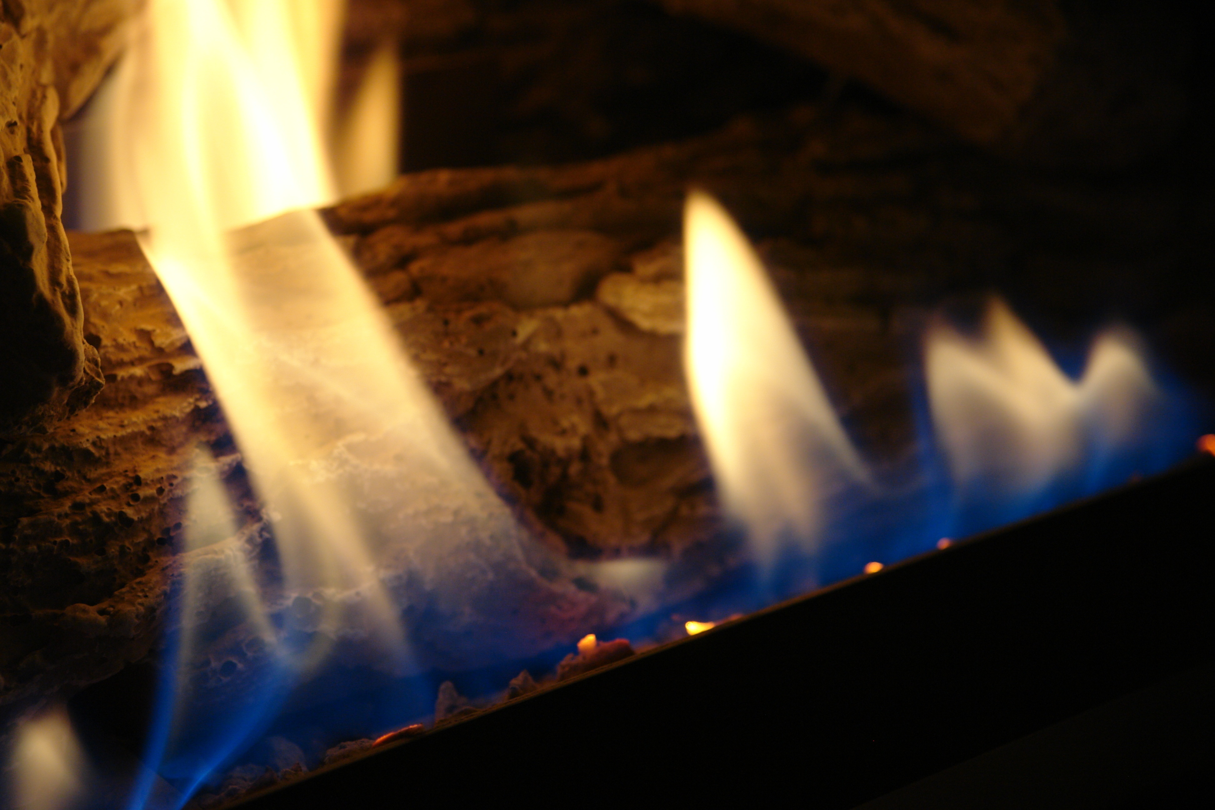Baton Rouge Gas Log Fireplaces How Long Should My Embers Last?