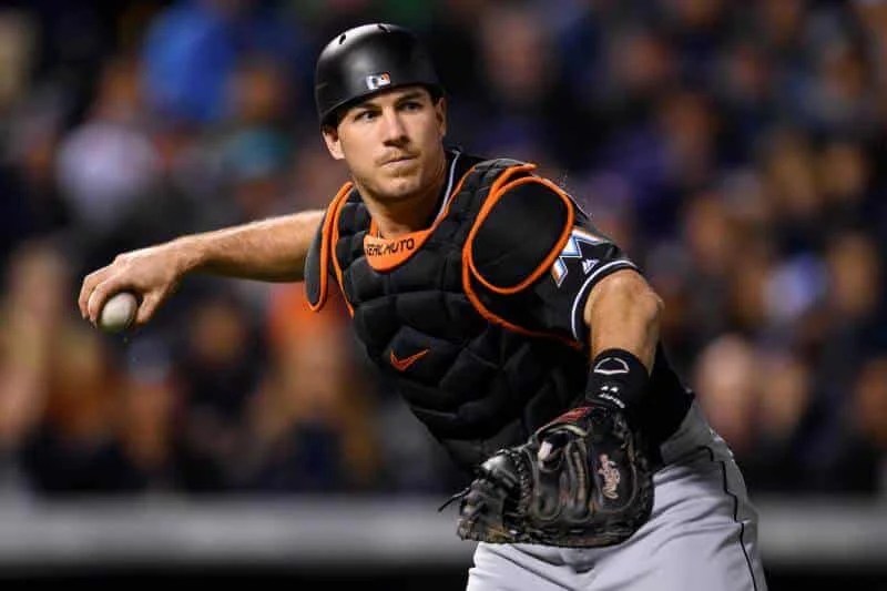 EvoShield Wrist Guard for Catchers Our Detailed Overview [Our Top Pick]