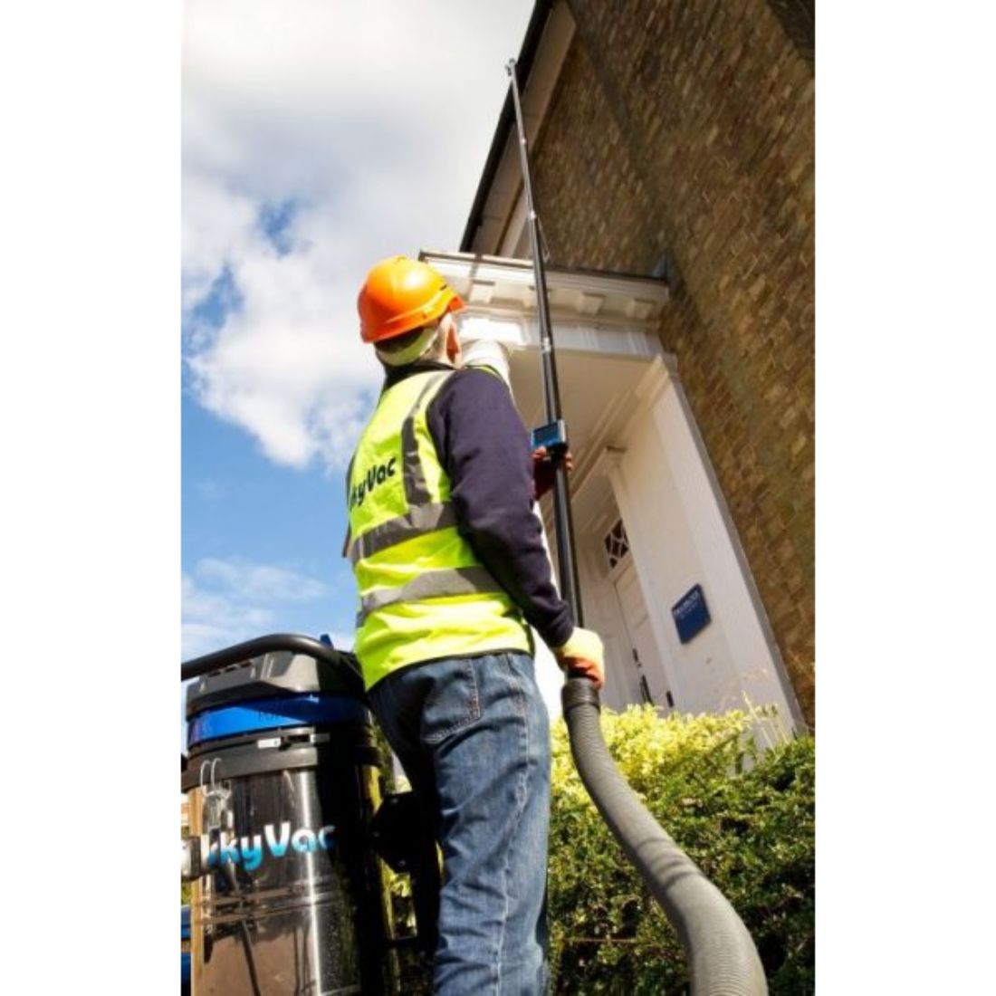 SkyVac Industrial 85 Wet & Dry Gutter Cleaning Machine Caterclean