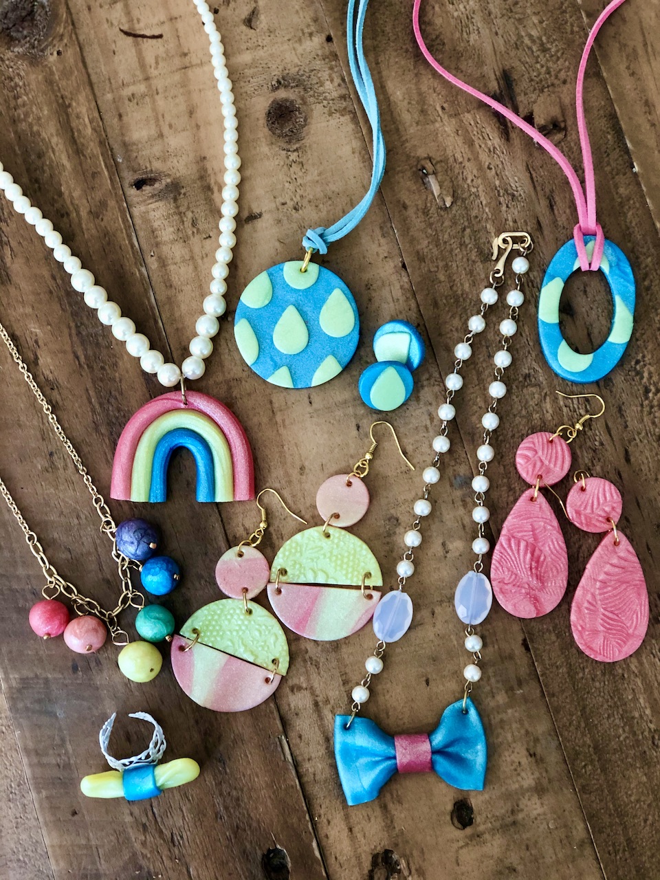 10 Polymer Clay Jewelry Projects to make with Sculpey Premo Iridescent Clay Handmade Happy Hour
