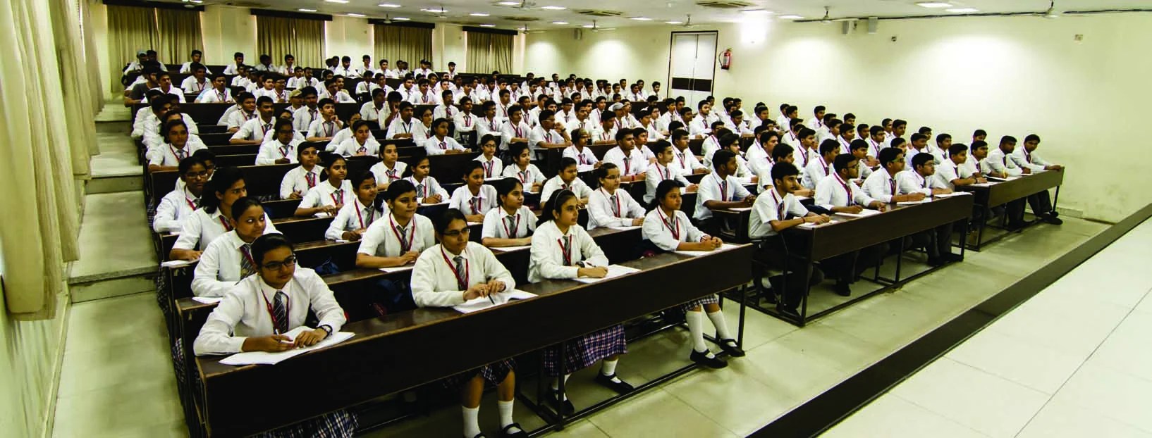 CATJEE 7240111999 Best IIT Coaching Institute in Varanasi