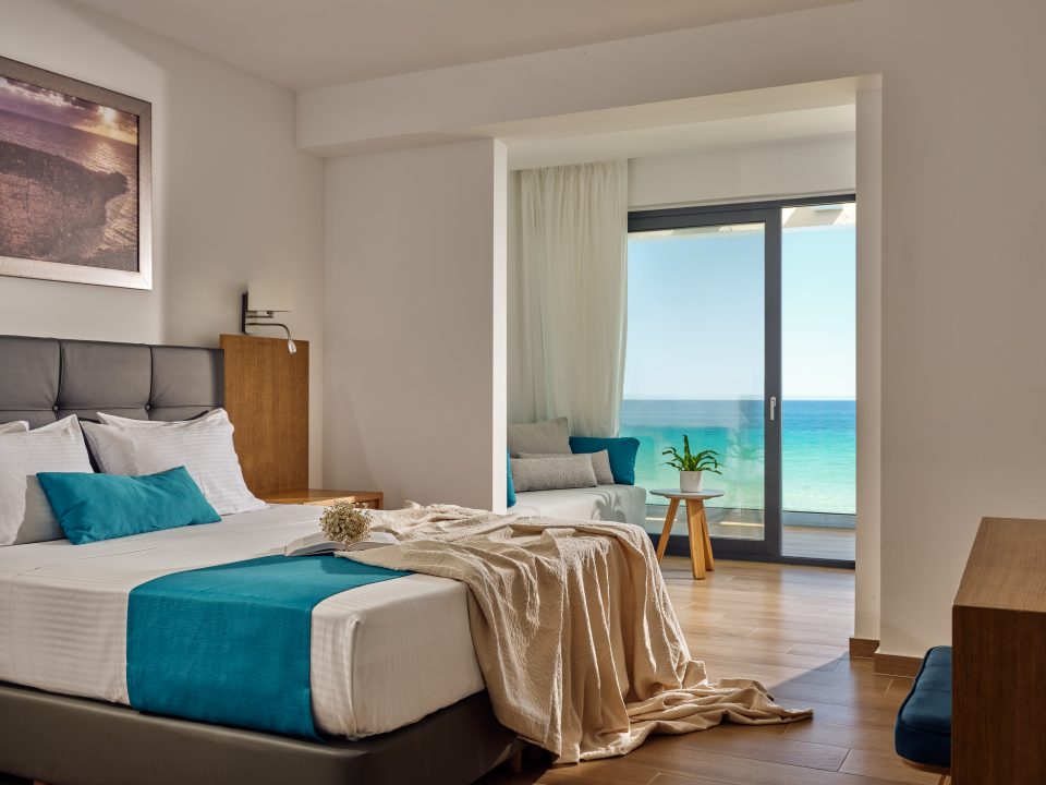 Seaside Suite With Panoramic Sea View Cavo Orient Beach Hotel