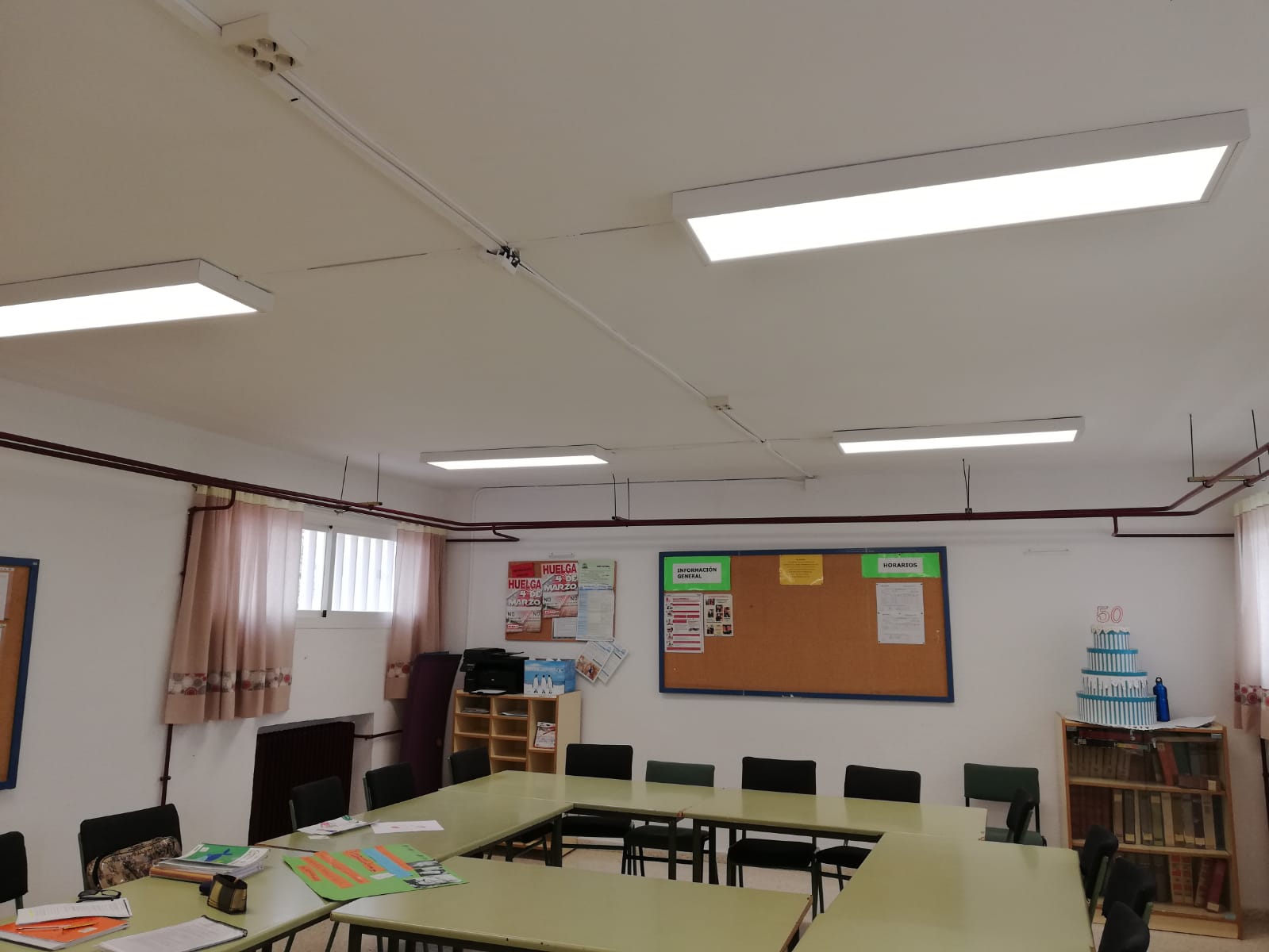 El cambio de luminarias con tecnología led en el CEIP Virgen del Monte
