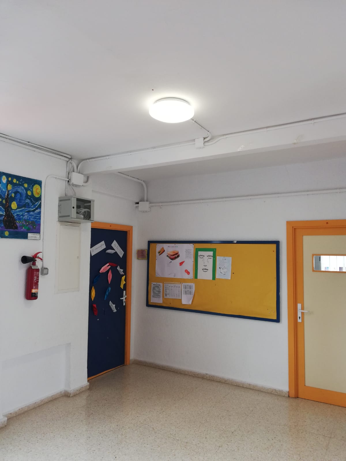 El cambio de luminarias con tecnología led en el CEIP Virgen del Monte