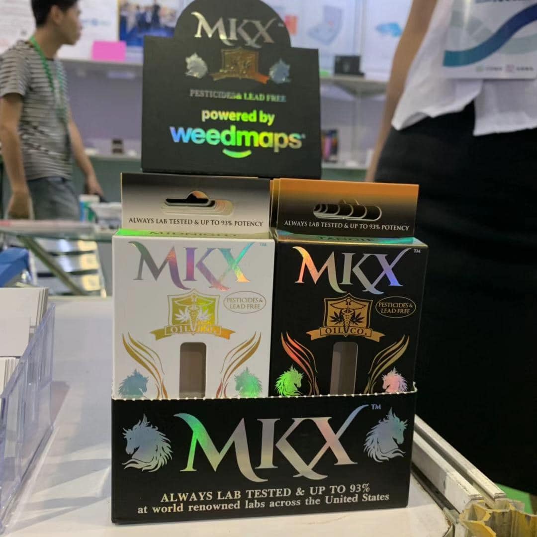 Customized packaging for vape cartridges and disposable vape pens