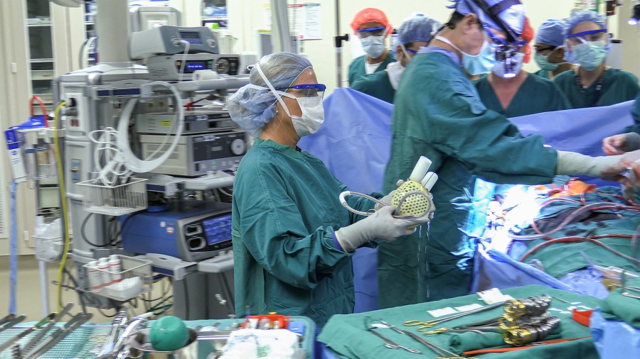 Duke 1st in the country to implant new artificial heart CBS 17