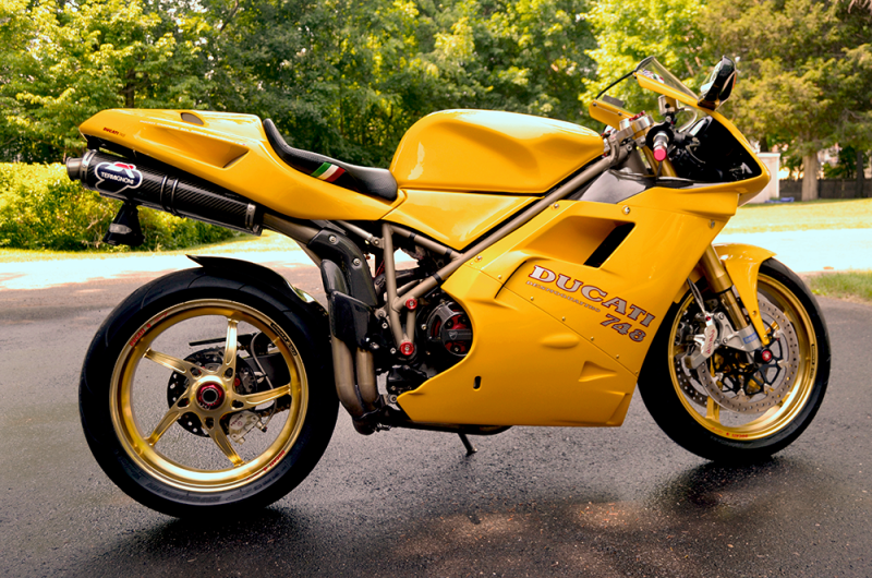 748 Yellow (Dark vs Light) Ducati.ms The Ultimate Ducati Forum
