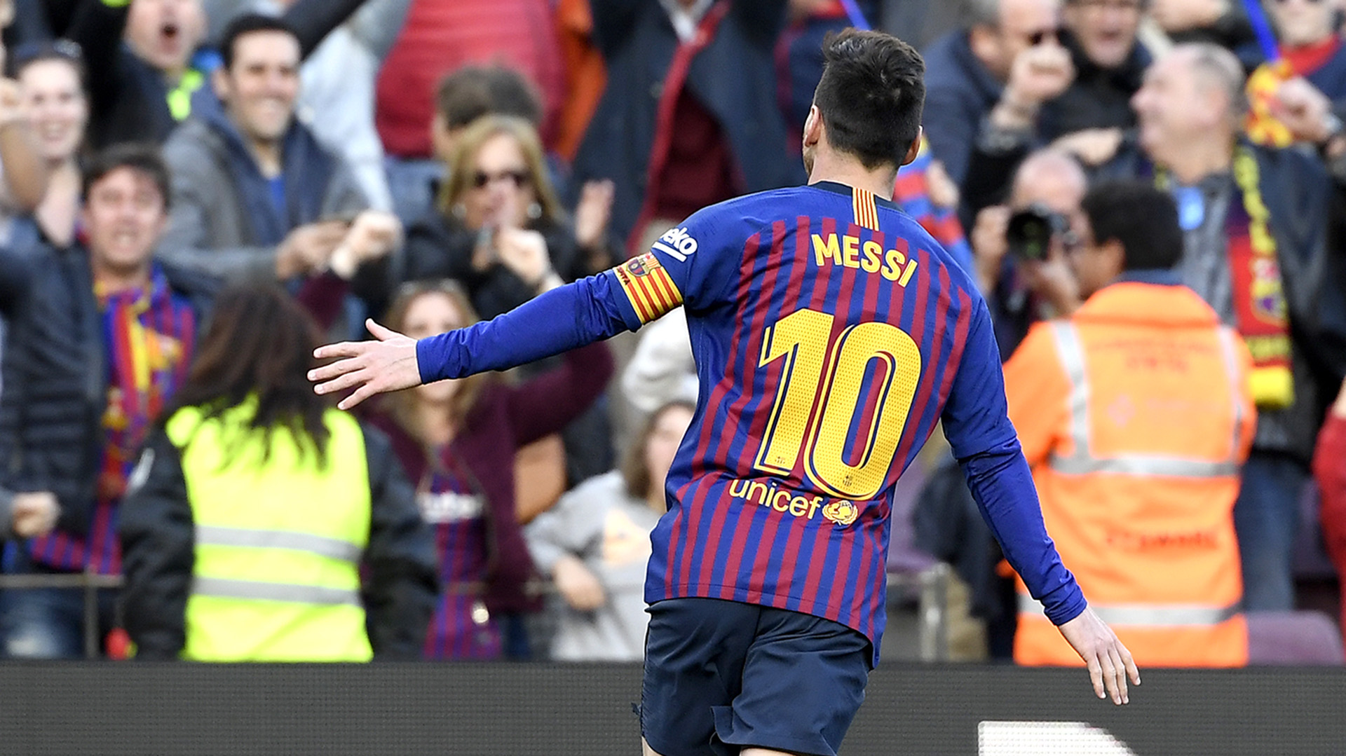 Messi y Zlatan fueron nominados al Trofeo Puskas al mejor gol del añoConexión Deportiva
