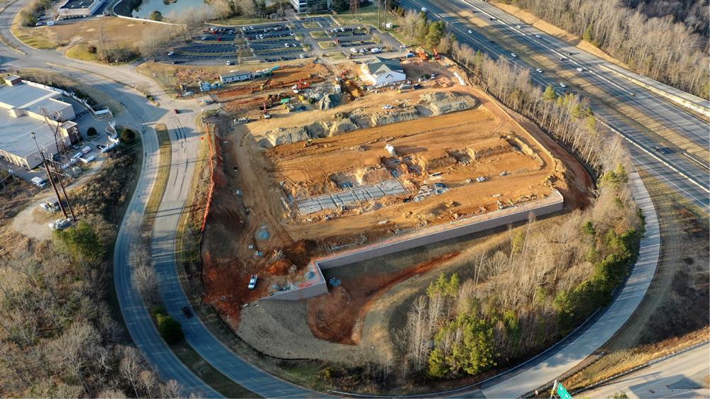 Commonwealth Apartments