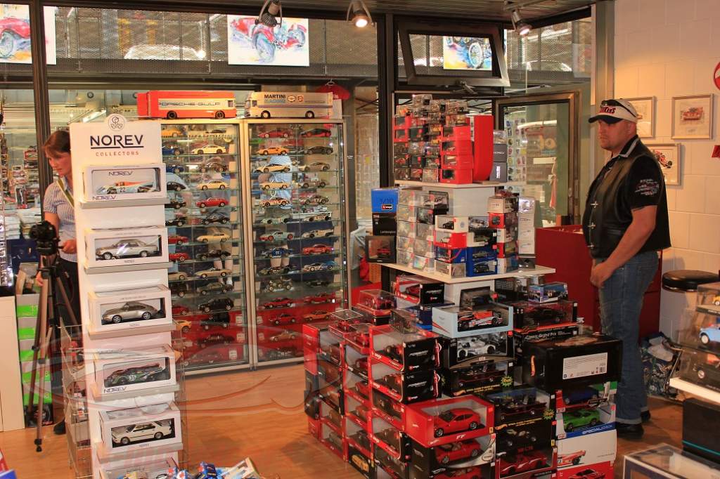 Ckmodelcars celebrates the start of the 2017 season in Berlin