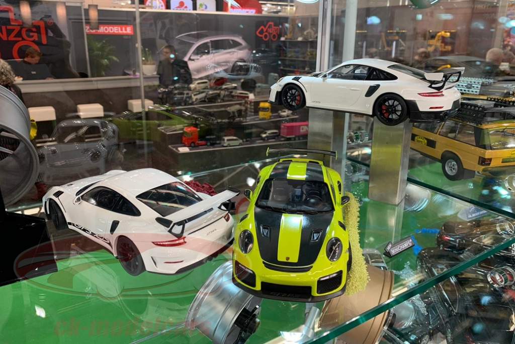 Spielwarenmesse Nürnberg Minichamps mit Maßstab 18