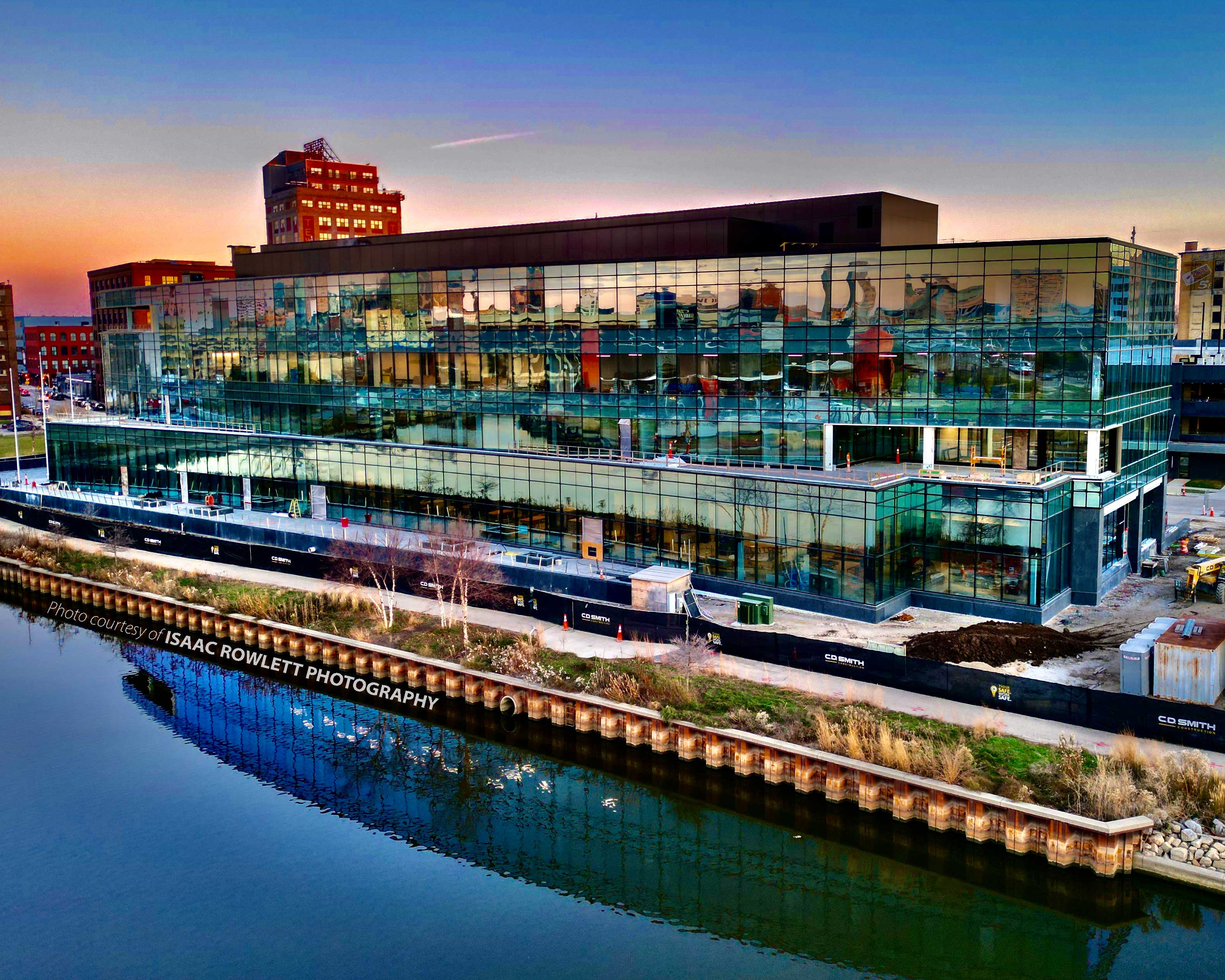 RiteHite Completes New Global Corporate Headquarters Milwaukee, WI