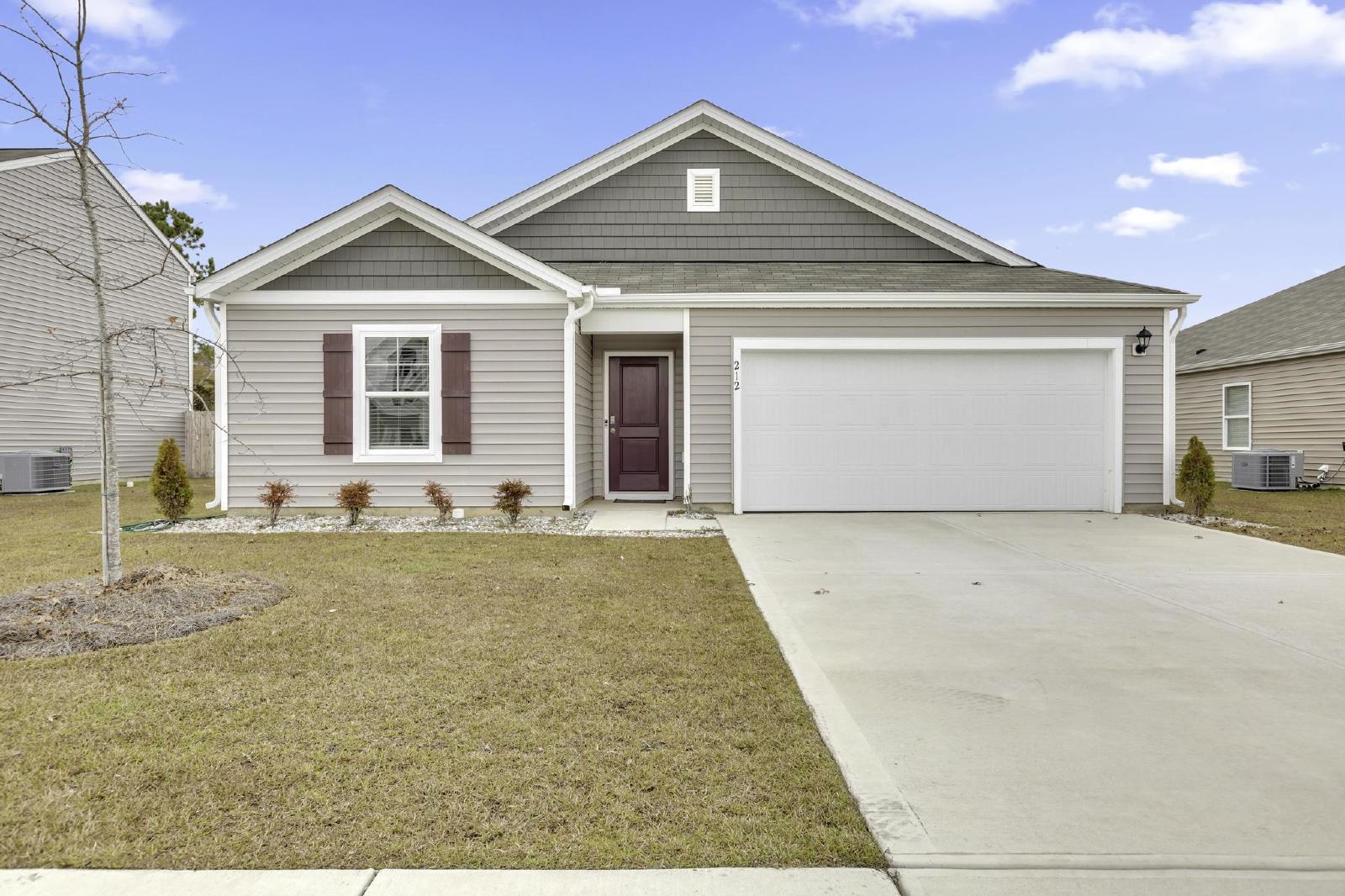 212 Sunshine Drive Holly Ridge, NC 28445 Cedar Ridge Property Management