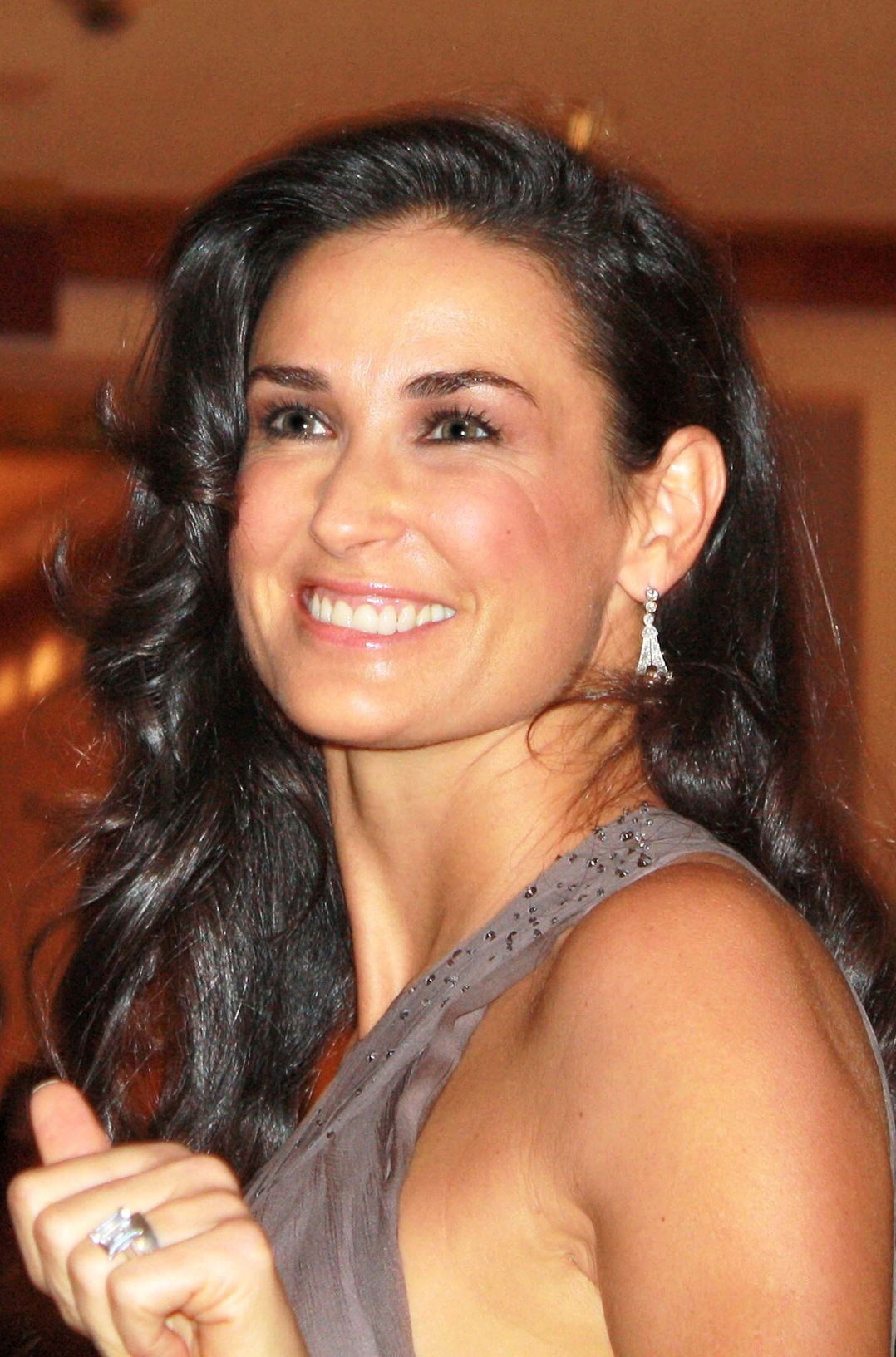 Demi Moore Bra Size, Age, Weight, Height, Measurements Celebrity Sizes