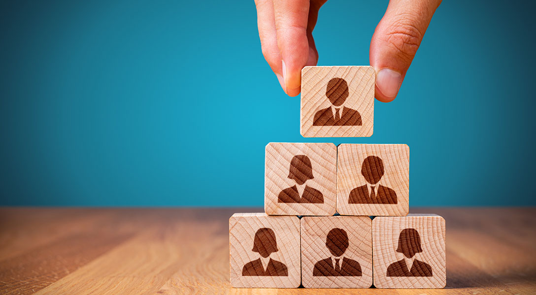 MultiLevel Marketing Businesses vs. Pyramid Schemes Centra Credit Union