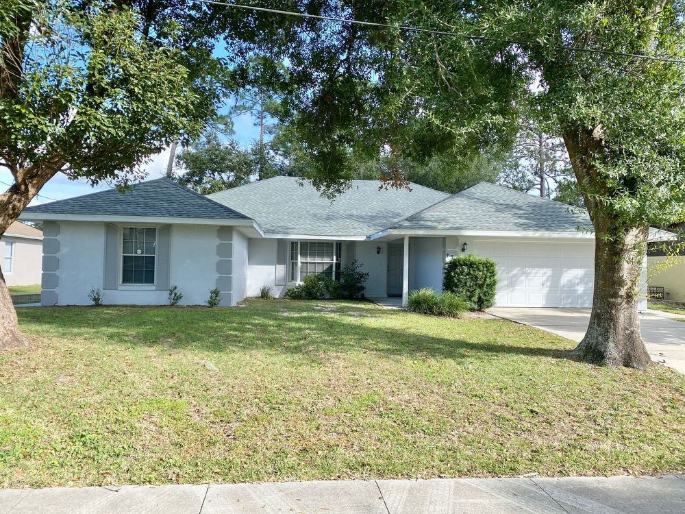 731 Red Coach Avenue Deltona, FL 32725 Legends Realty Property