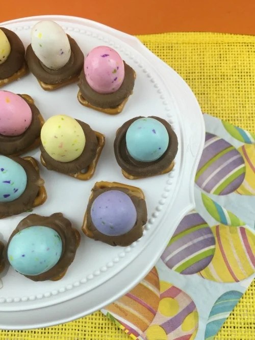 Easter Rolo Pretzels Recipe Centsable Momma