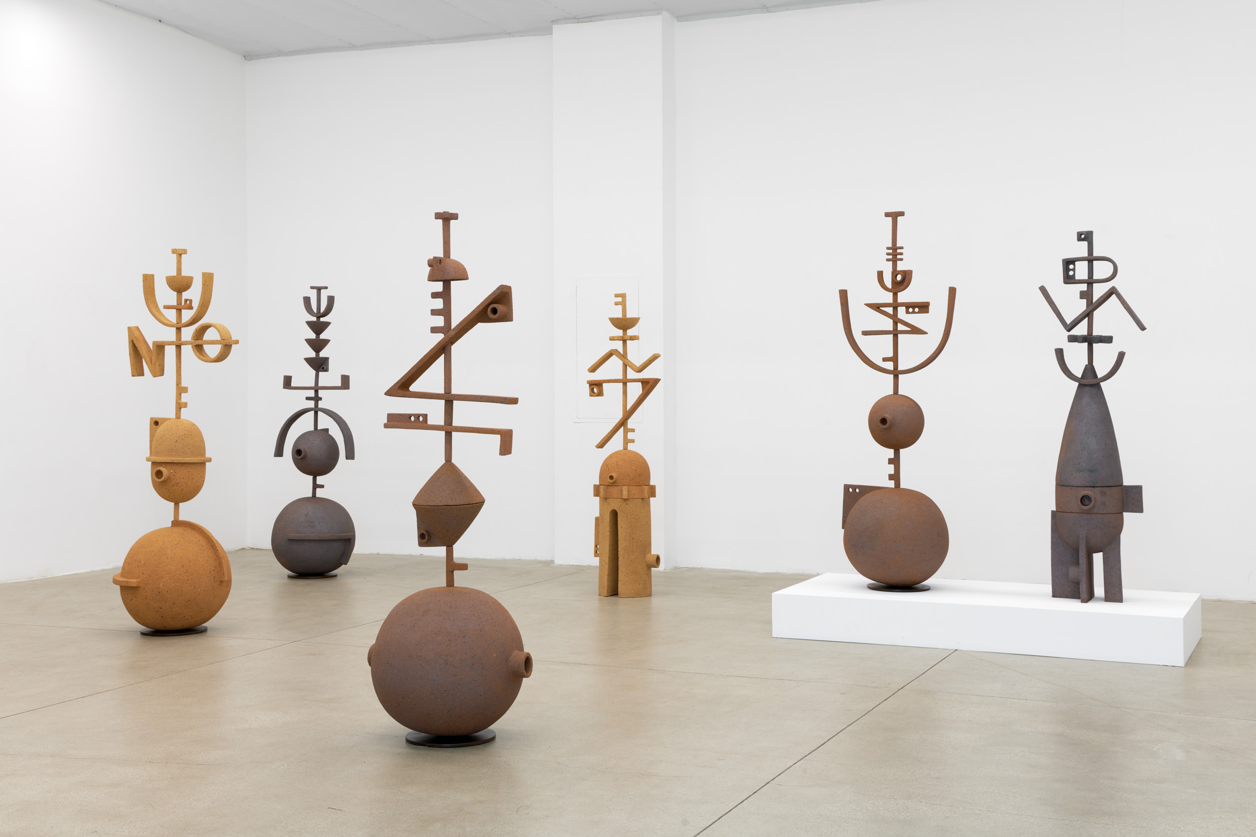 Jude Pauli Octet at La Loma Projects, Los Angeles Ceramics Now