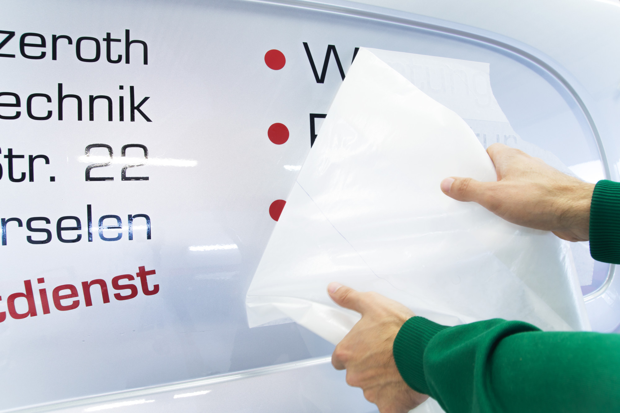 Fixing Up Your Car The Top Benefits of a Car Decal Car Repair