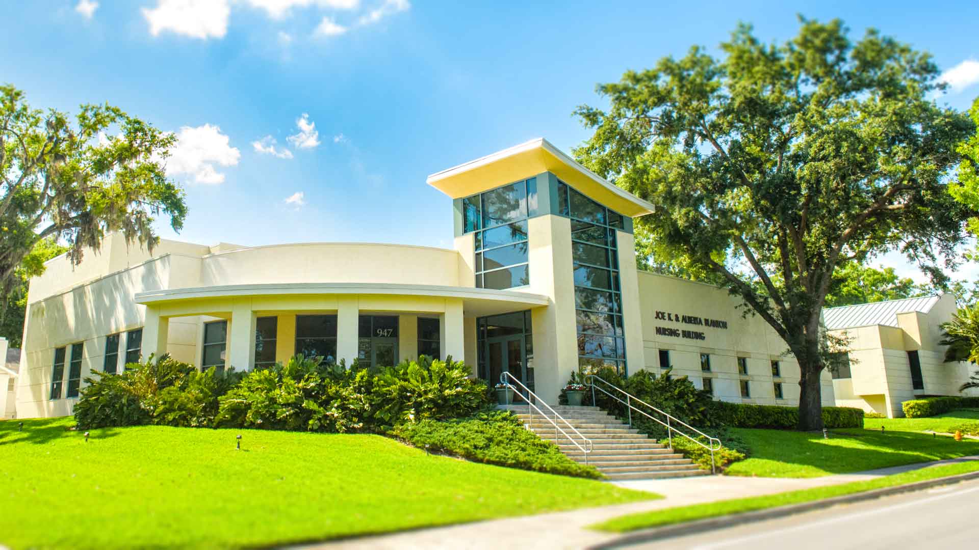Florida Southern Helps Train the Nurses Who Will Lead Us Into Tomorrow