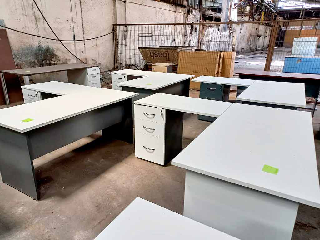 Remate Muebles de Oficina Remates CGR Subastas y Remates de Chile