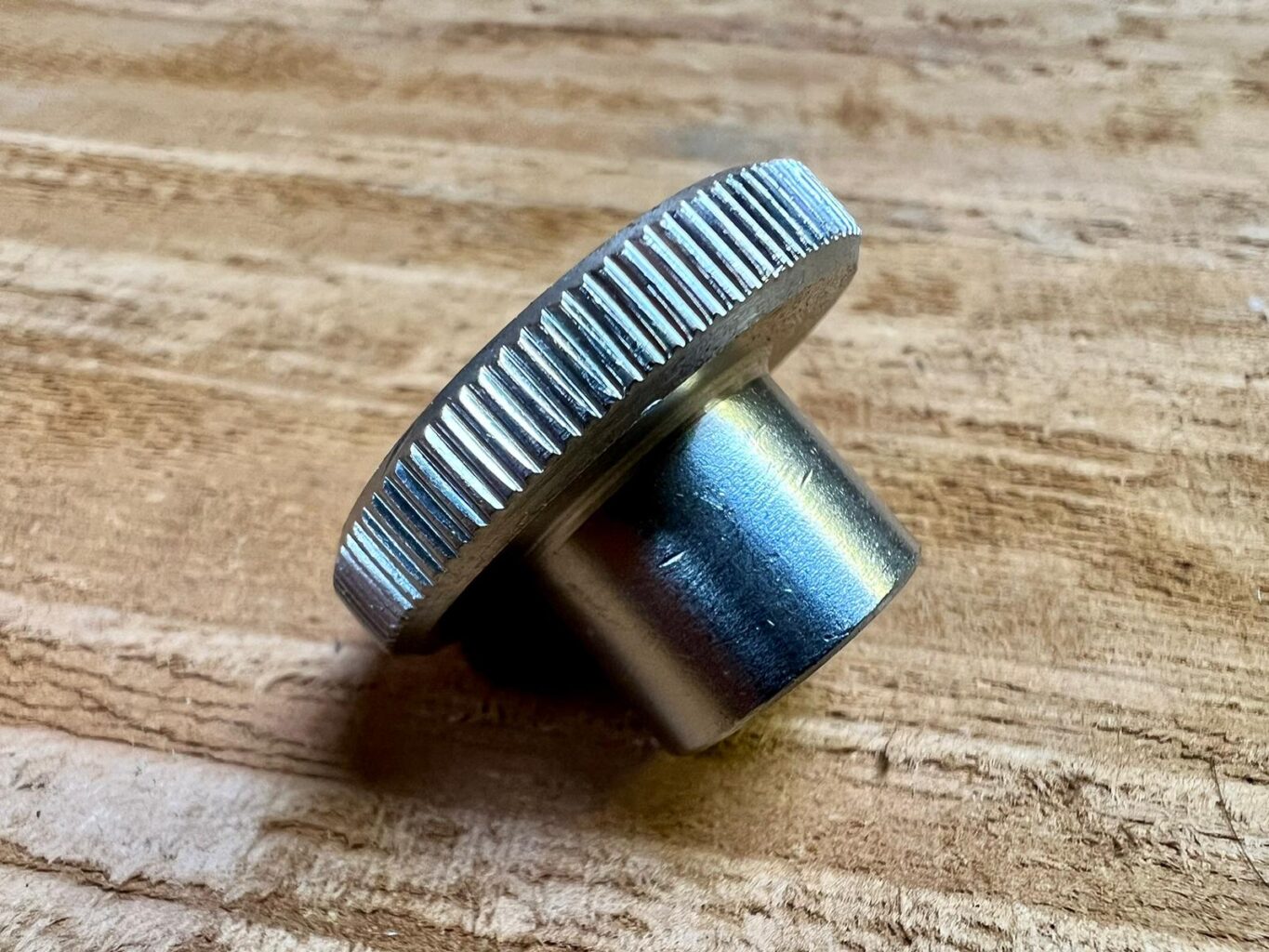 KNut Knurled Nut