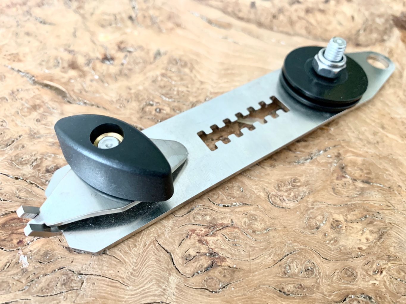 Panther Chain Keeper works best on 12" bars and longer