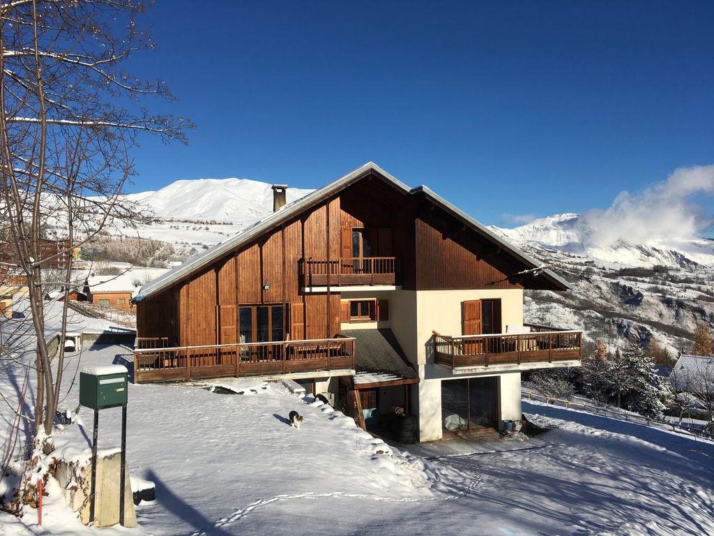 Location chalet le corbier particulier Châlet, maison et cabane