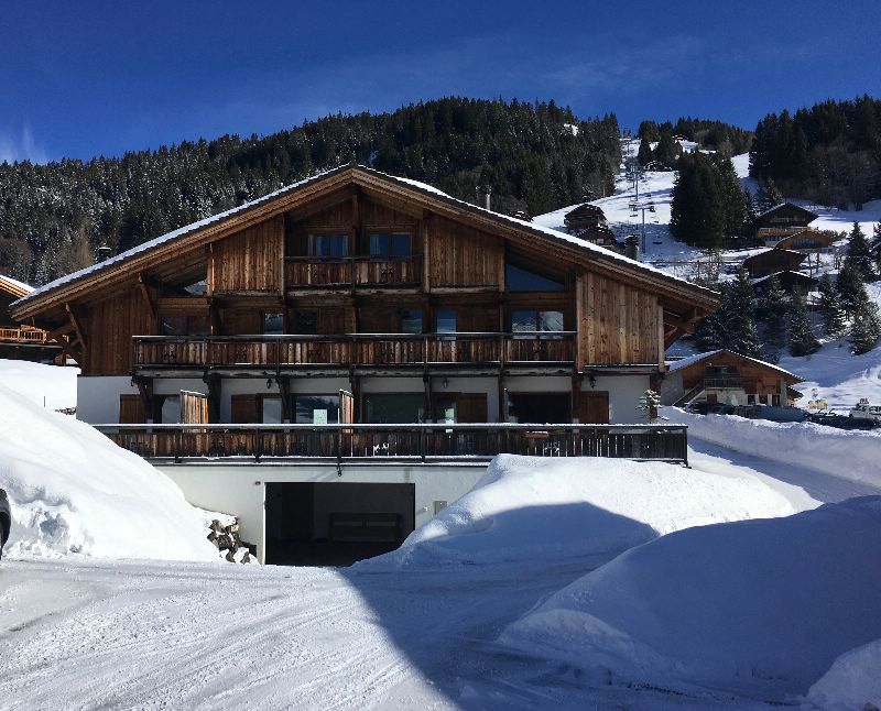 Chalet Chrysalis ski chalet for self catered ski holidays, snowboarding and summer