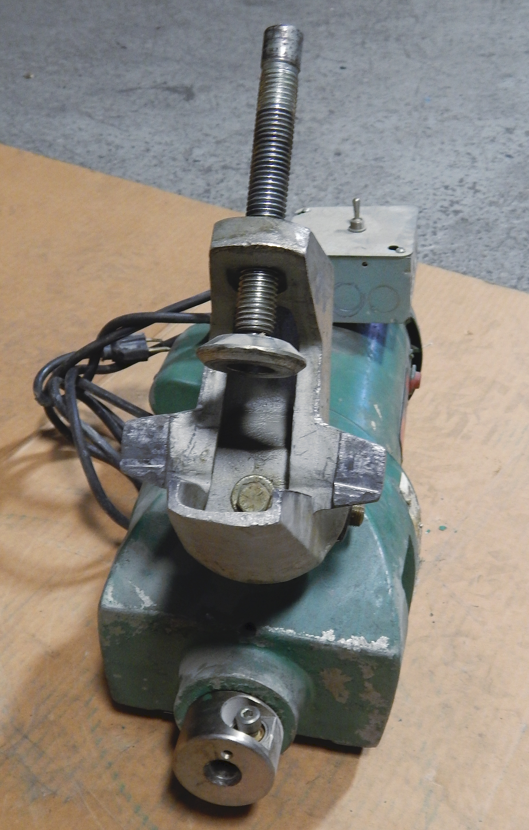 Lightnin Portable Mixer Xj 30 Portable Mixers Champion Trading