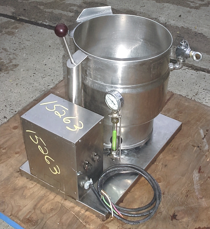 Groen 20 Qt Tdb/720 Tilting Kettles Champion Trading