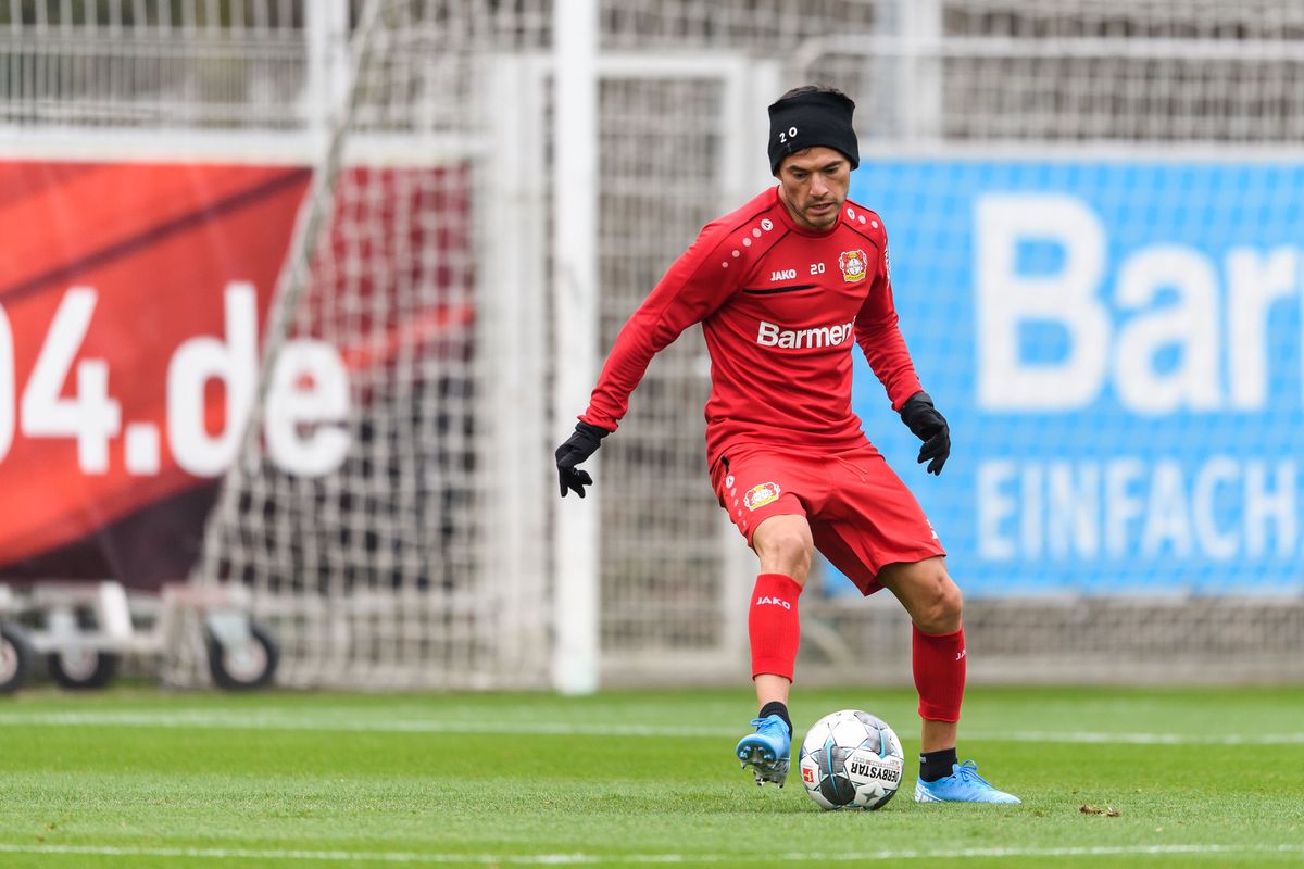Charles Aránguiz regresa a los entrenamientos en el Bayer Leverkusen