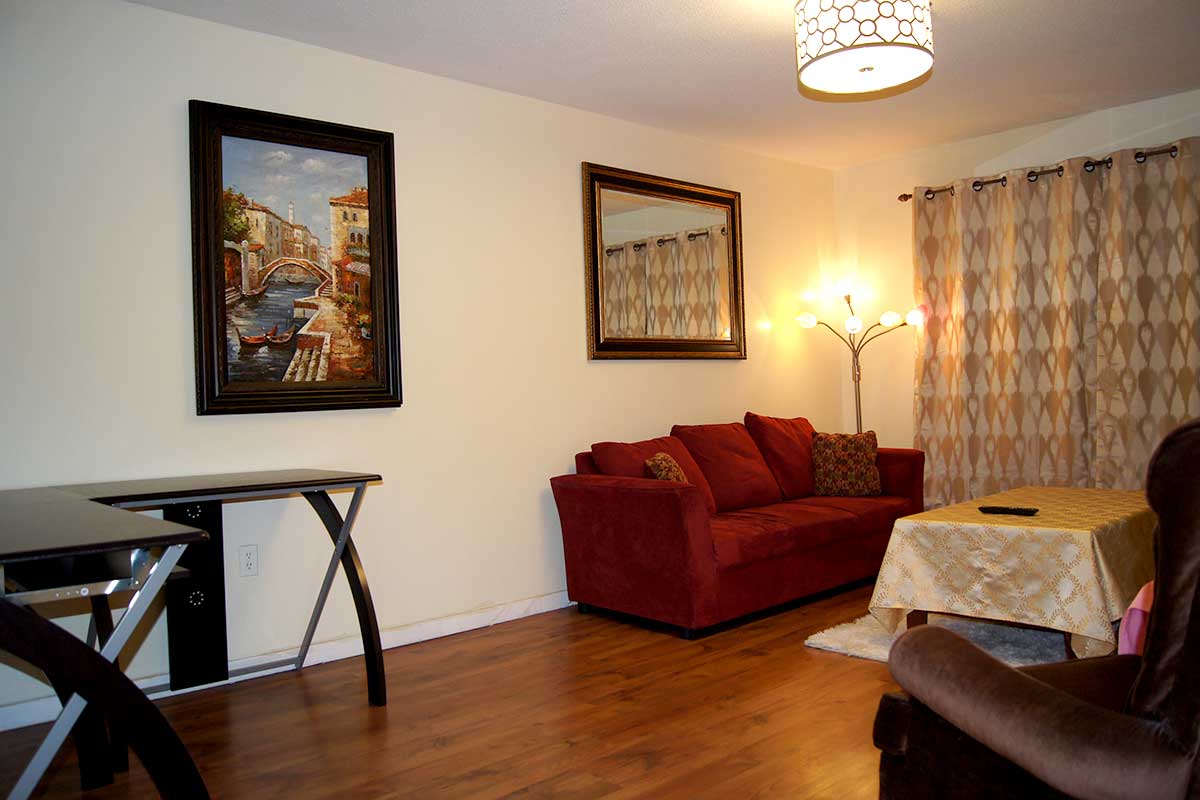 995 Mclean Street Chang's PropertyChang's Property