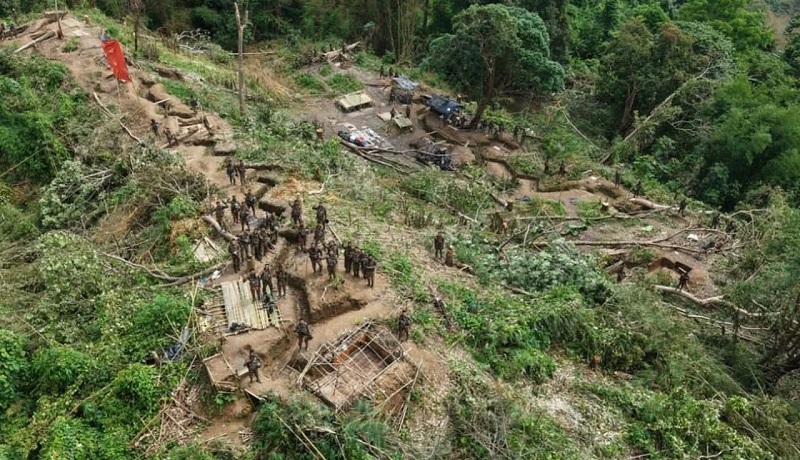 পাহাড়ে কুকি-চিনের গোপন ঘাঁটিতে সেনা অভিযান