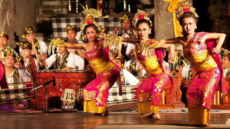 Tari Pendet, terimakasih Malaysia.