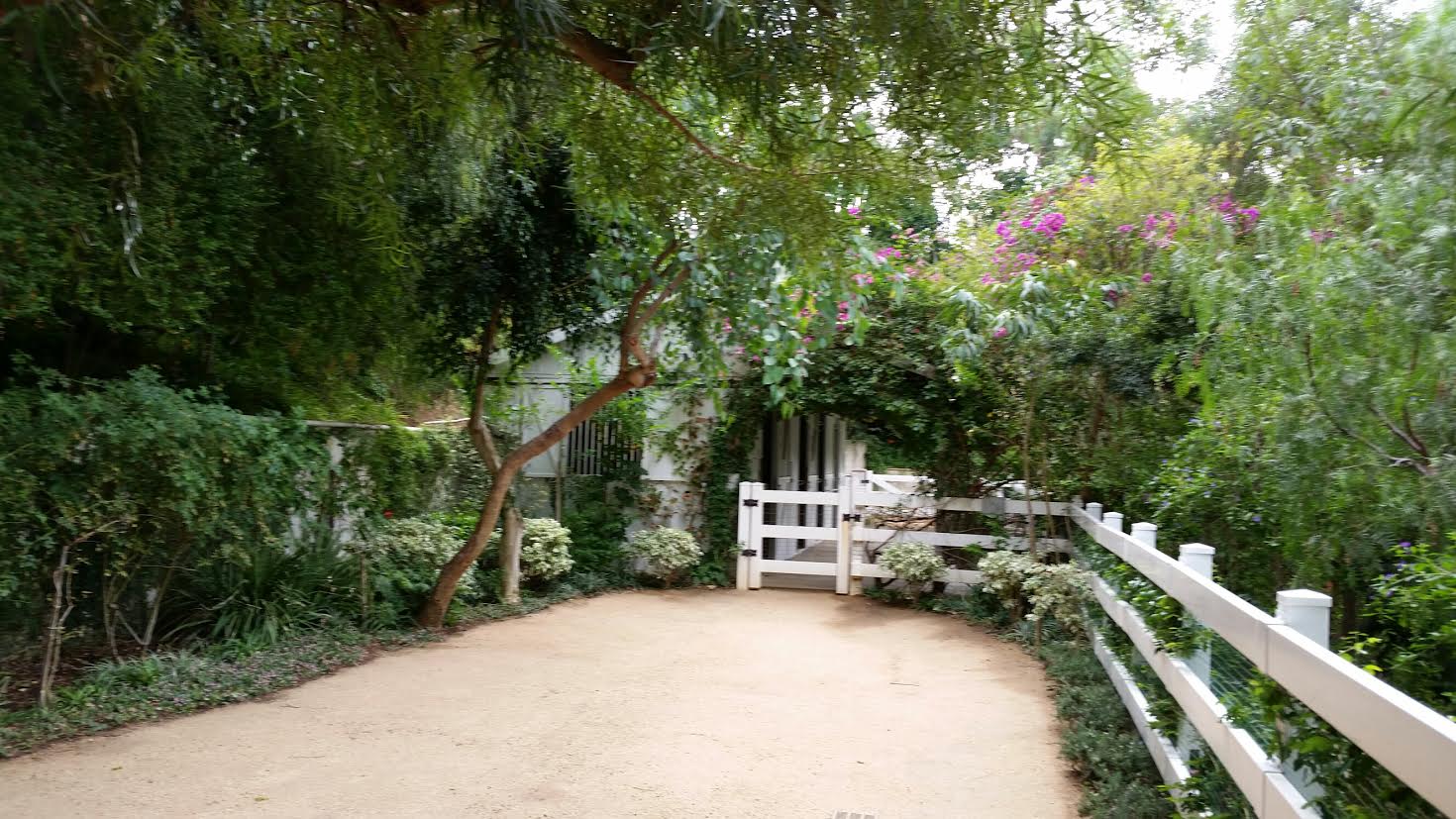 Where are the Best Palos Verdes Horse Properties? Charlemagne Int'l