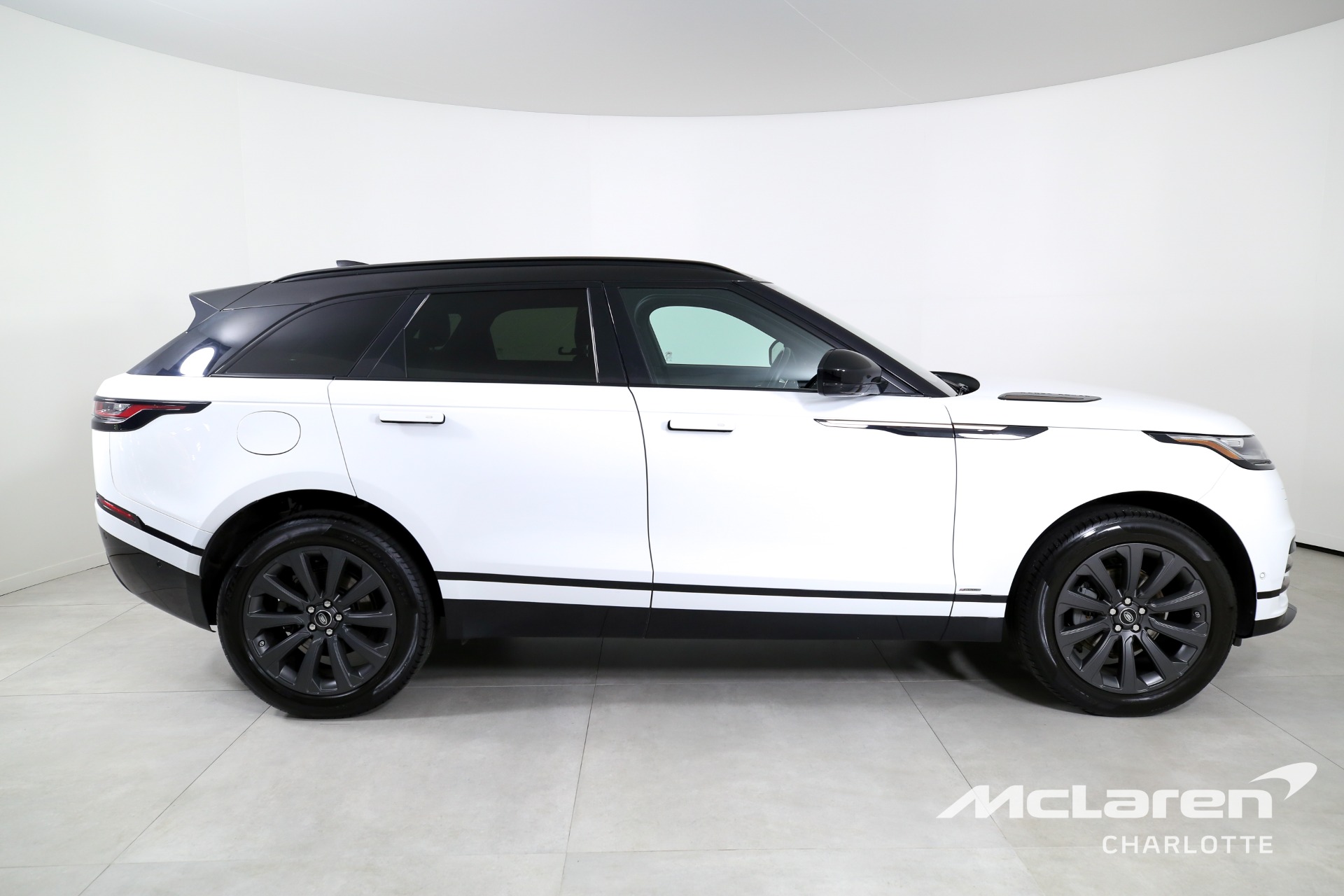 Used 2018 Land Rover Range Rover Velar D180 RDynamic SE For Sale