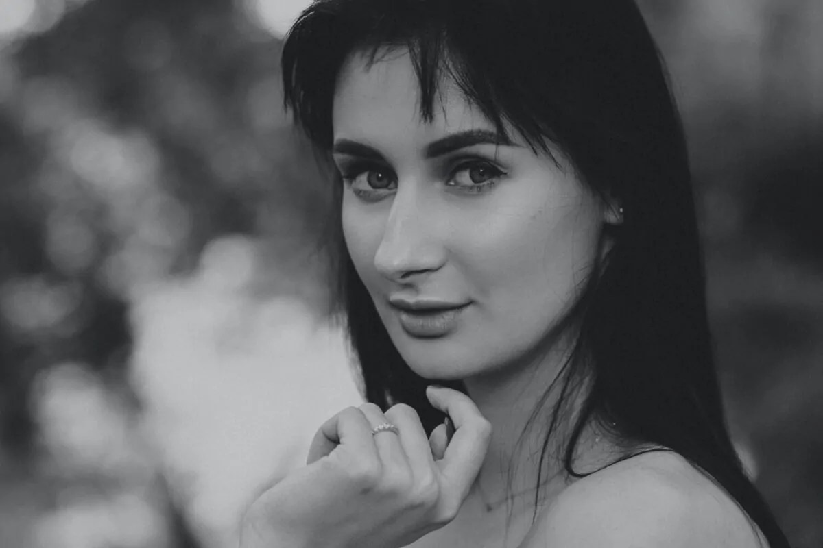 How to Wax Your Chin Hair at Home 2024 Guide Chart Attack