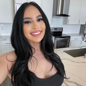 Chatkk profile of elsa jean from Nigeria