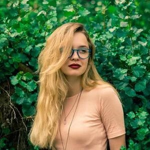 Chatkk profile of emily blunt from United States