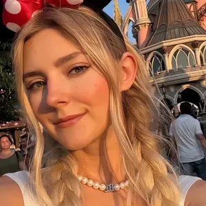 Chatkk profile of eva elfie from United States