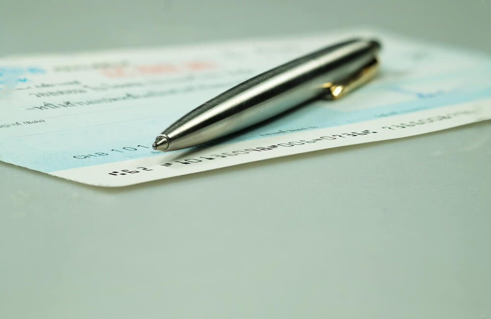 How to Write a Check With Cents and Dollars? Checkissuing