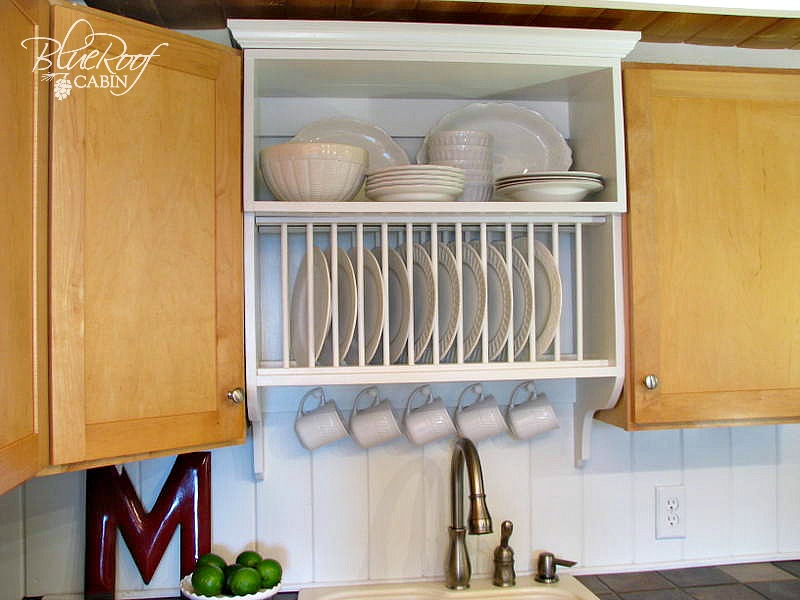 This handy space saver keeps spices organized and allows the rest of the cabinet to be used for general storage. Cool DIY Plate Rack