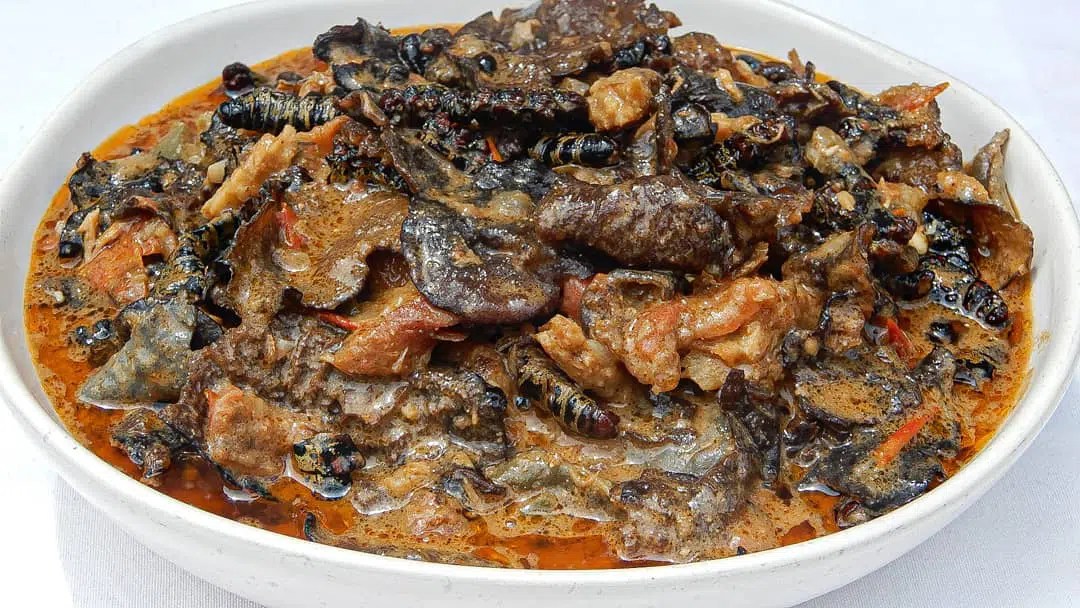 Top 20 Most Popular Foods of Angola SESOMR