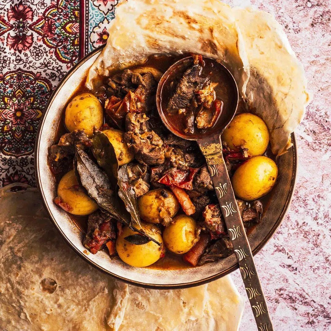 Top 20 Most Popular Foods in Saudi Arabia SESOMR